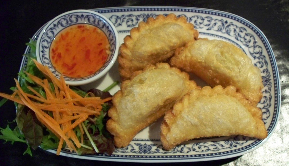 Chicken Curry Puffs - Click Image to Close